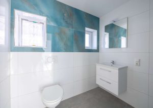 Badezimmer EG