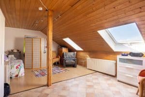 Schlafzimmer 2 DG