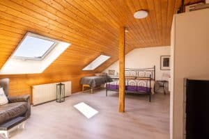 Schlafzimmer 1 DG
