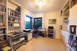 Arbeitszimmer- EG
