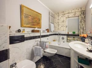 Badezimmer 2