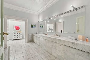 Badezimmer OG